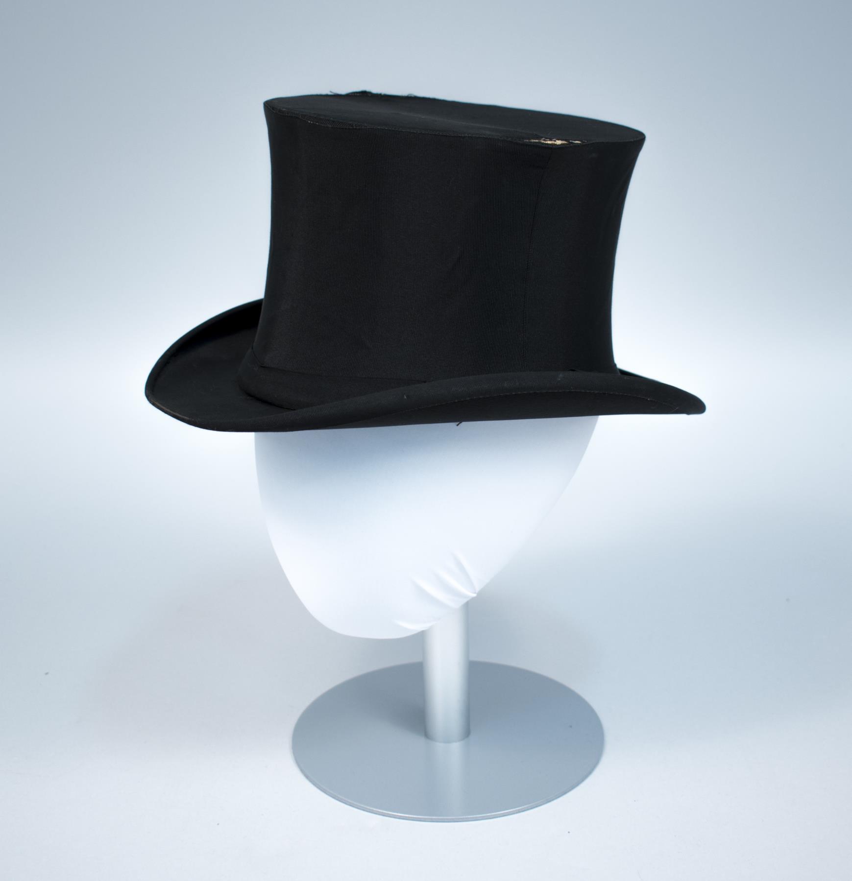 Image of Collapsible silk bengaline top hat, ca. 1880